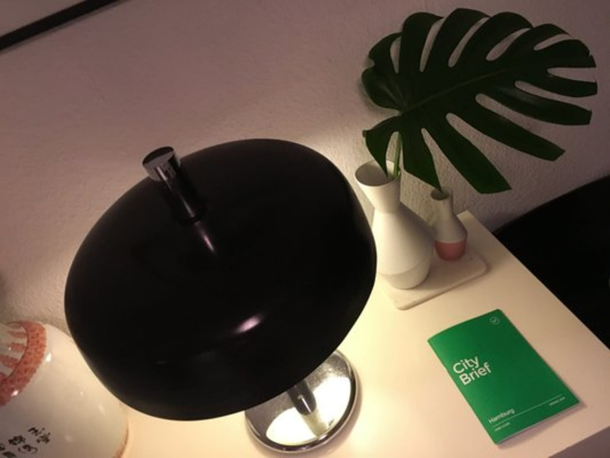 Vintage Bauhaus Tischlampe von Egon Hillebrand für Hillebrand Lighting, Chrom Schwarz