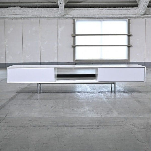 Vintage TV-Board COMPOSITION LOW von Time und Style