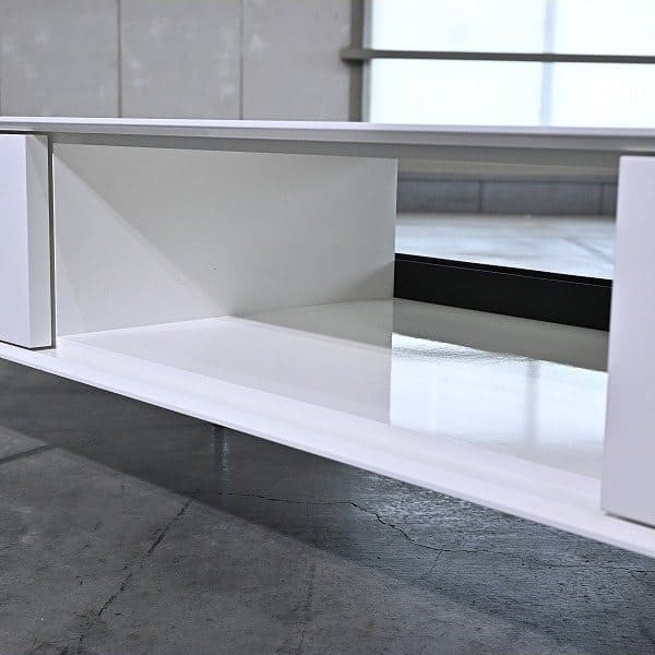 Vintage TV-Board COMPOSITION LOW von Time und Style