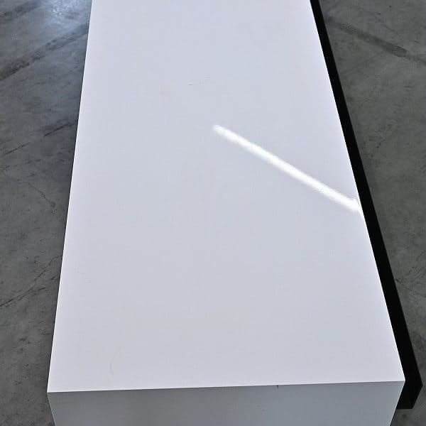 Vintage TV-Board COMPOSITION LOW von Time und Style