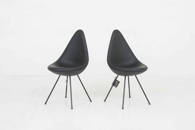 Vintage Drop Chair by Arne Jacobsen for Fritz Hansen in leather