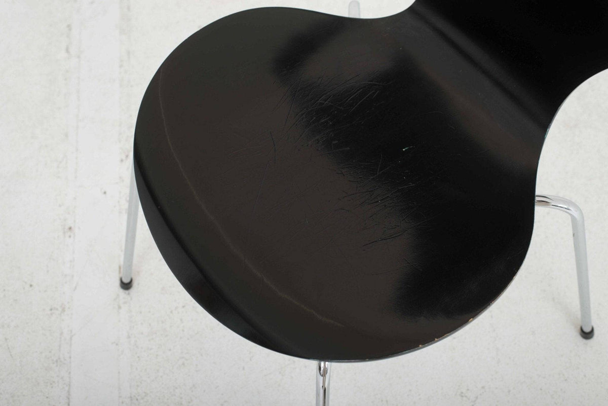 Fritz Hansen 3107 Stühle von Arne Jacobsen in Schwarz - 2nd home
