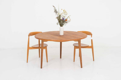 Vintage table FH4602 by Hans J. Wegner for Fritz Hansen